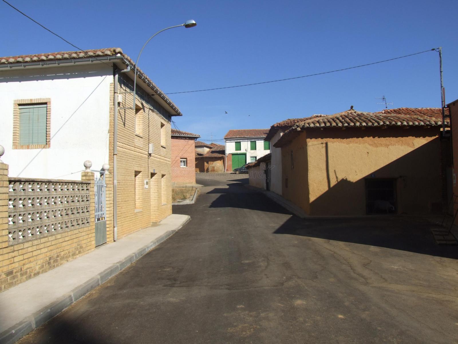 Villazanzo de Valderaduey (León) Qué ver y dónde dormir