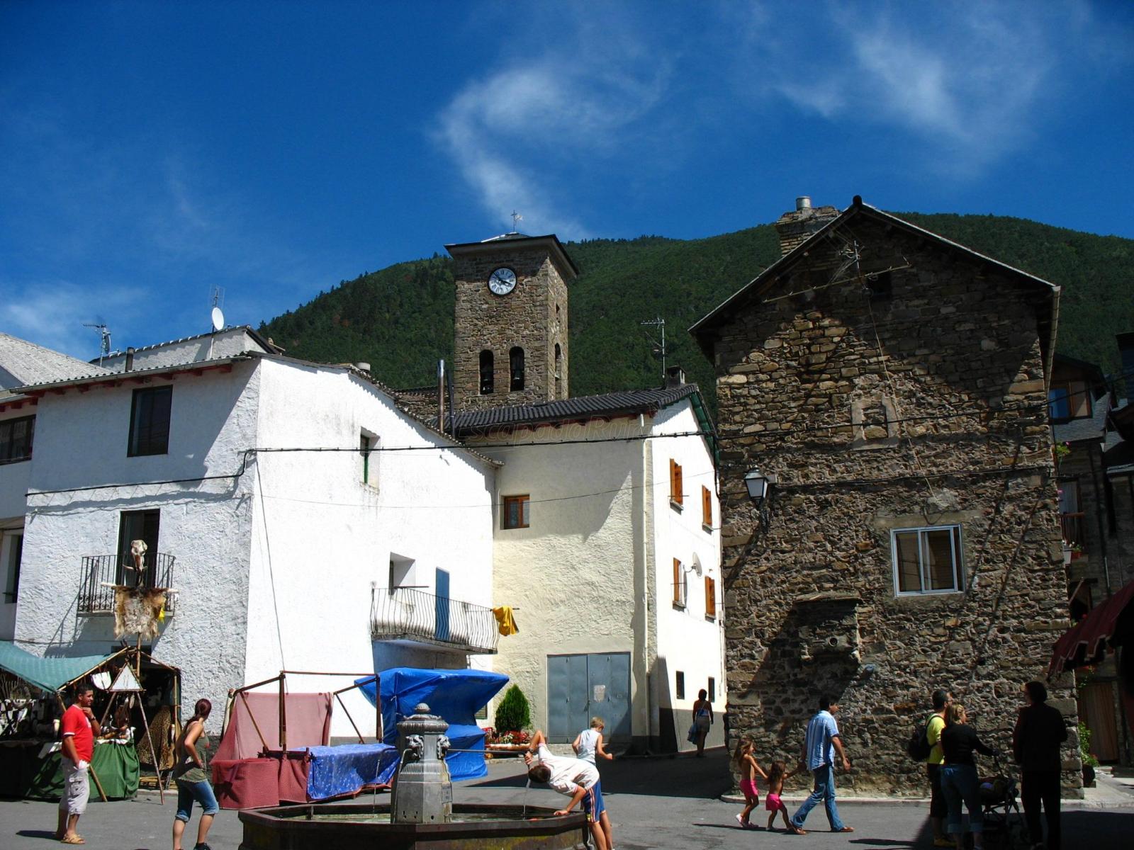 Villanúa (Huesca) Qué ver y dónde dormir Villanúa (Huesca) Qué ver y dónde dormir