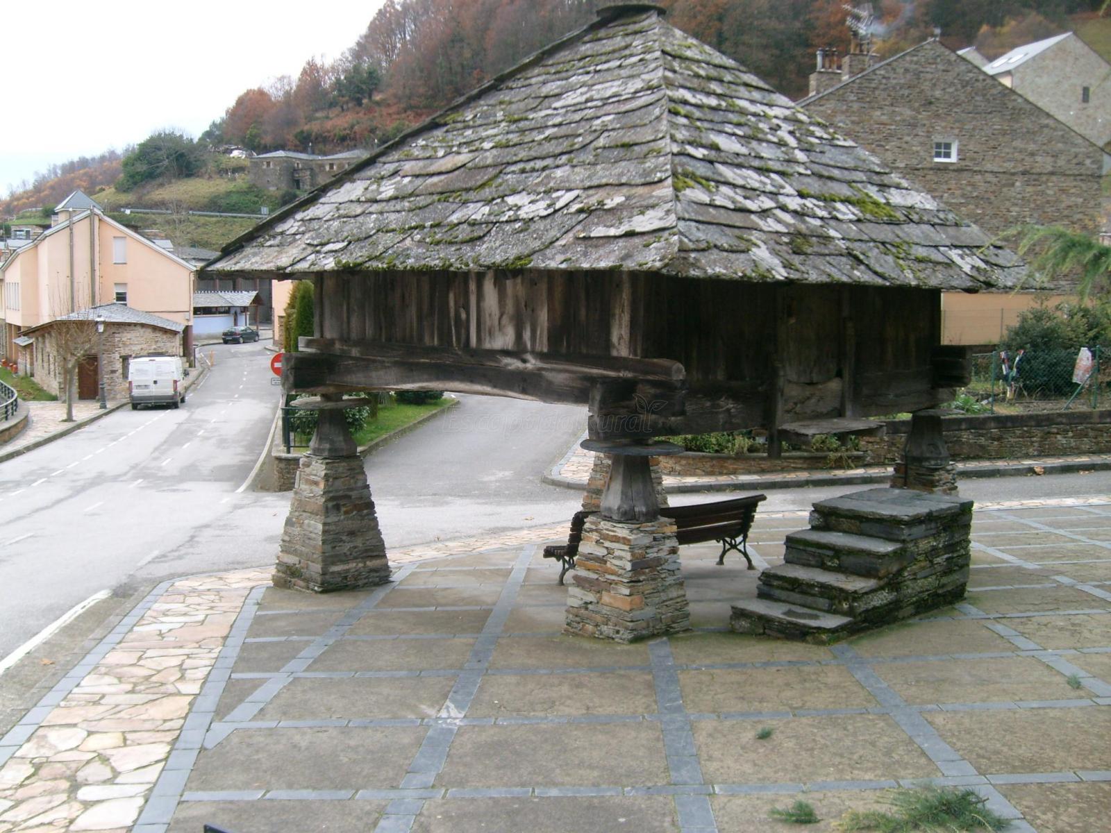 Villanueva de Oscos (Asturias) Qué ver y dónde dormir