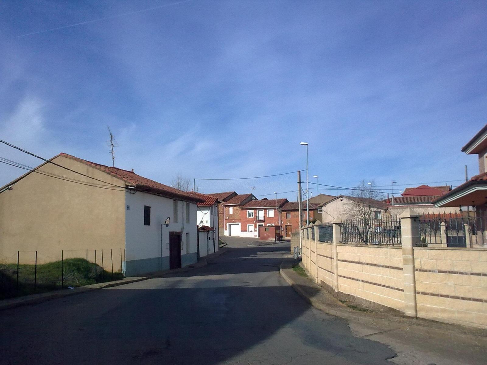 Valdesogo de Arriba (León) Qué ver y dónde dormir
