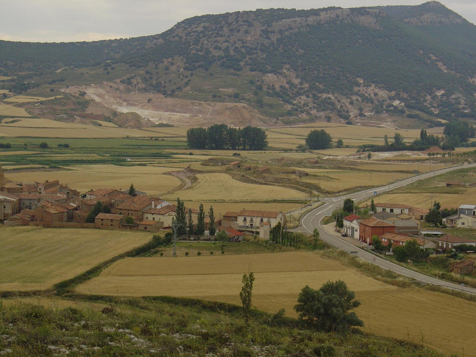 Foto de Antigua Estación de FFCC Torrelapaja en Torrelapaja, Zaragoza