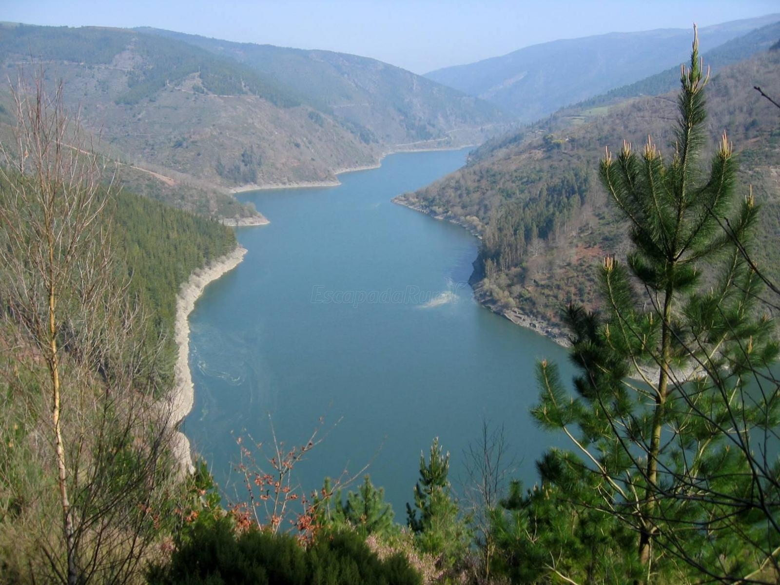 Negueira de Muñiz (Lugo) Qué ver y dónde dormir