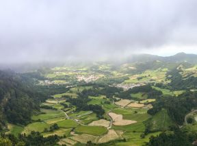Furnas